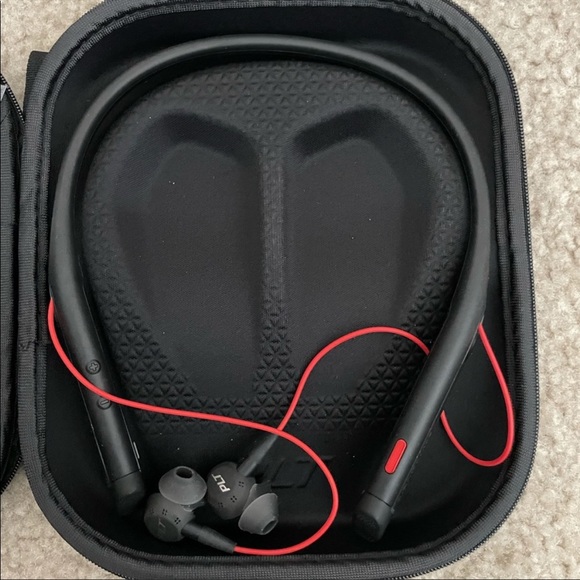 Plantronics 6200UC with USB-C- Like New - Picture 2 of 4